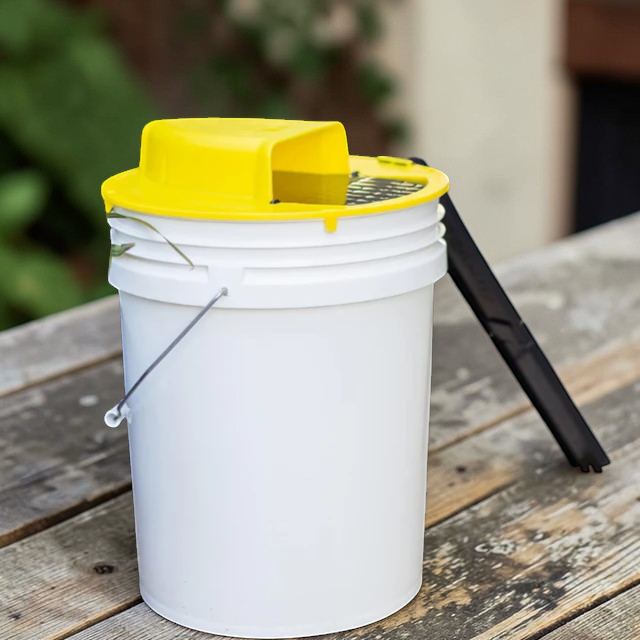 Humane Mouse Trap Cover | Reusable Bucket Mice Trap with Automatic Reset | Efficient Pest Control Solution for Homes and Businesses 3