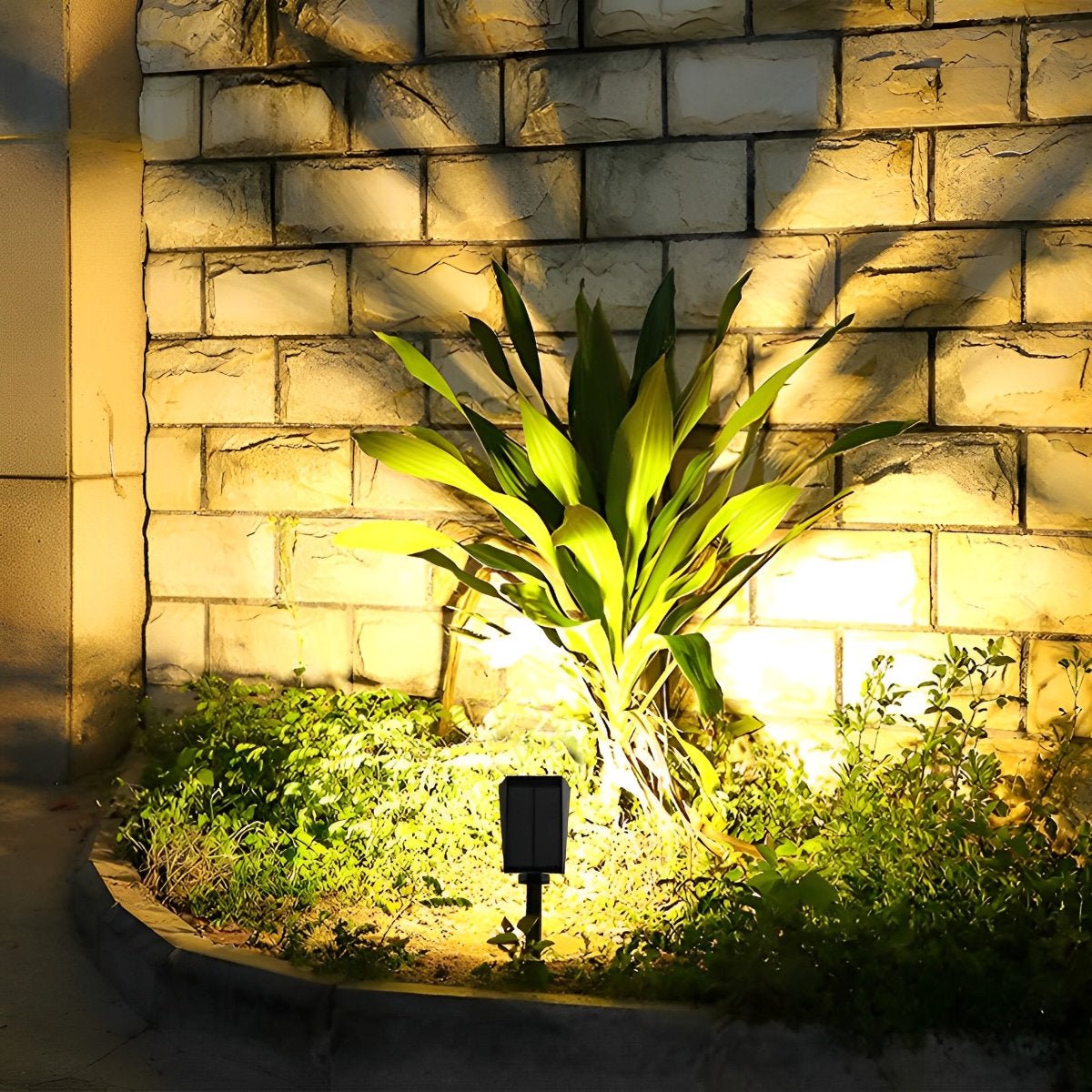 EcoGlow | Solar Spot Lights with Adjustable Design & Waterproof Feature for Landscape Illumination 0