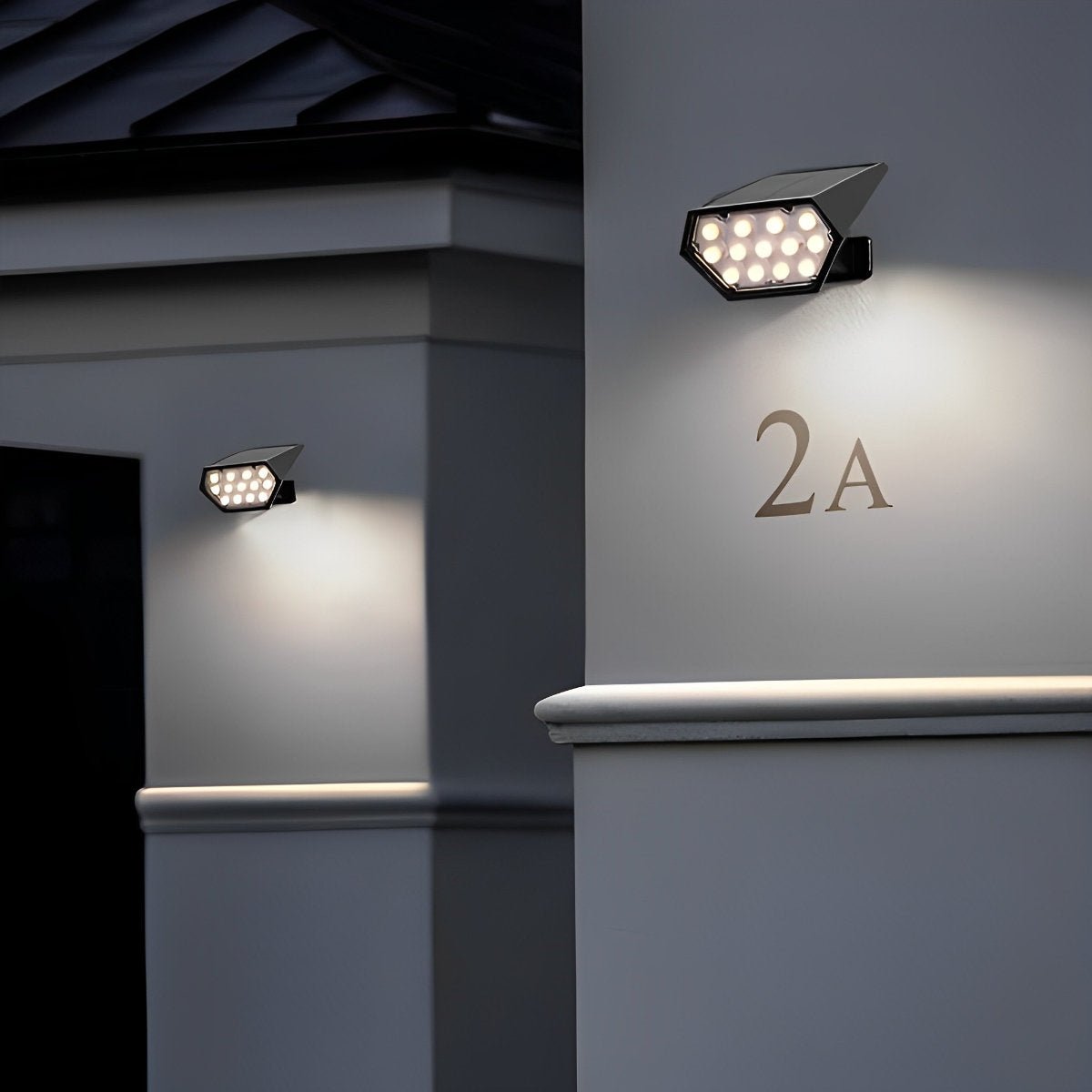 EcoGlow | Solar Spot Lights with Adjustable Design & Waterproof Feature for Landscape Illumination 5